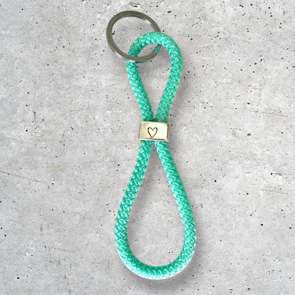 Segeltau-Schlüsselanhänger Herz türkis