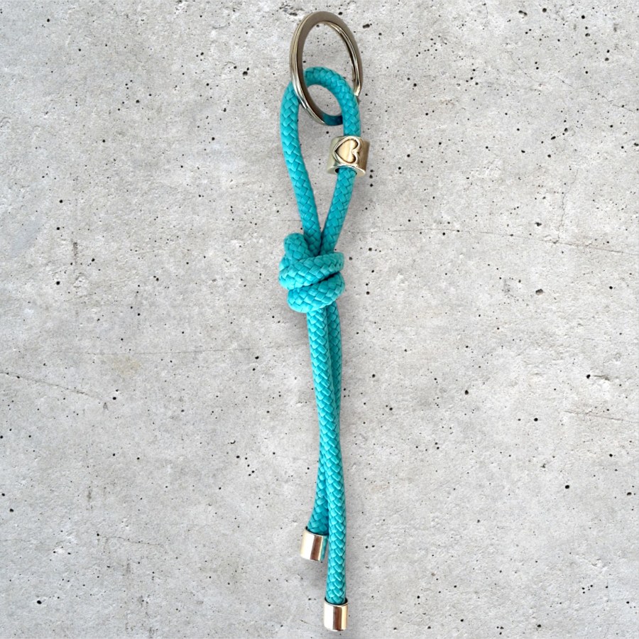 Segeltau-Schlüsselanhänger Herz Knoten hellblau